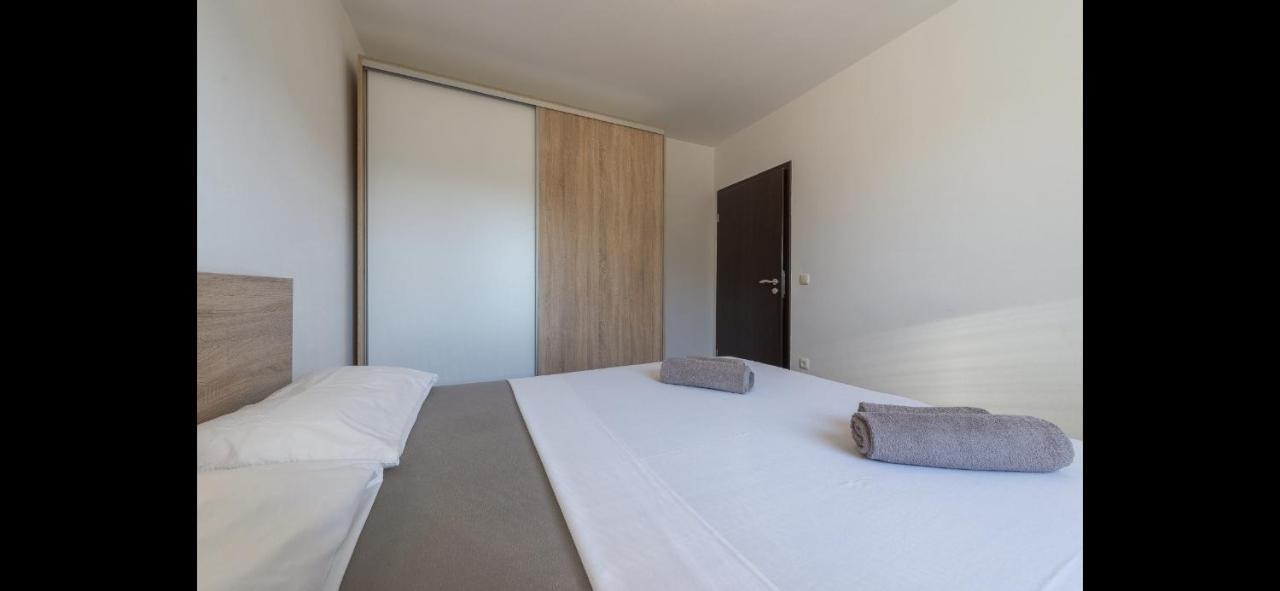 Apartment Aurum Luxury Vir